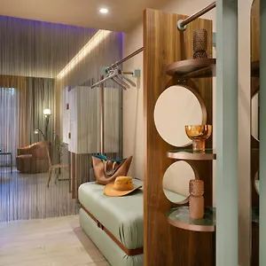 Отель Milan Suite Hotel, Милан