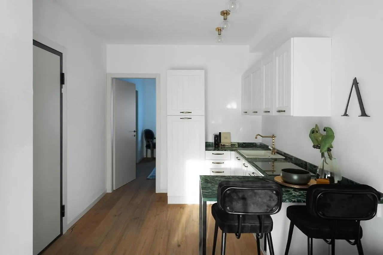 מילאנו Aria Boutique Apartments Farneti